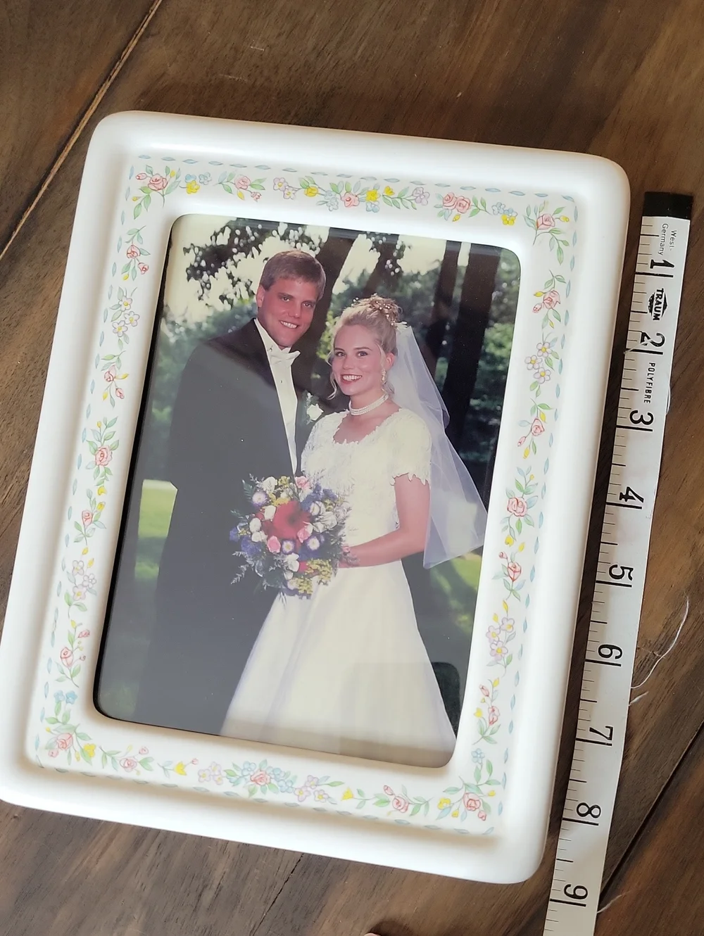 Hallmark Vintage White Floral Ceramic 5x7 Picture Frame